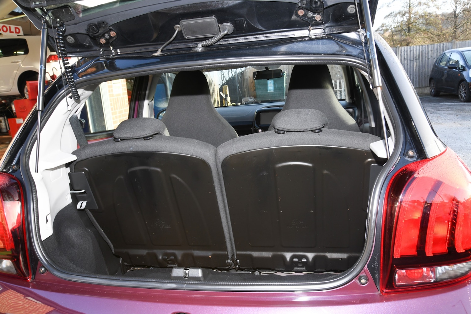 Used Peugeot 108 2016 for sale - 76568249: Photo 9