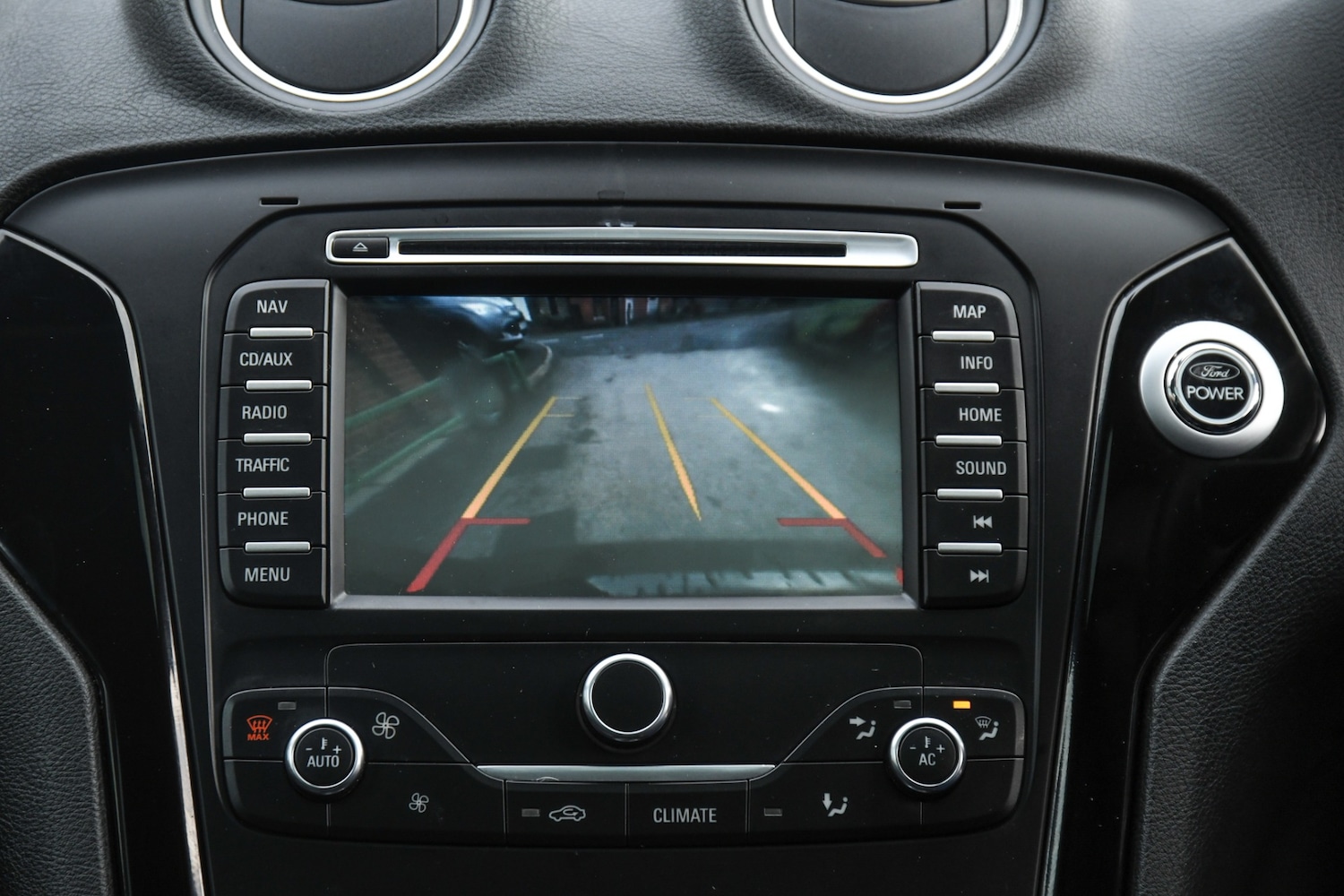 Used Ford Mondeo 2013 for sale - 77223204: Photo 28