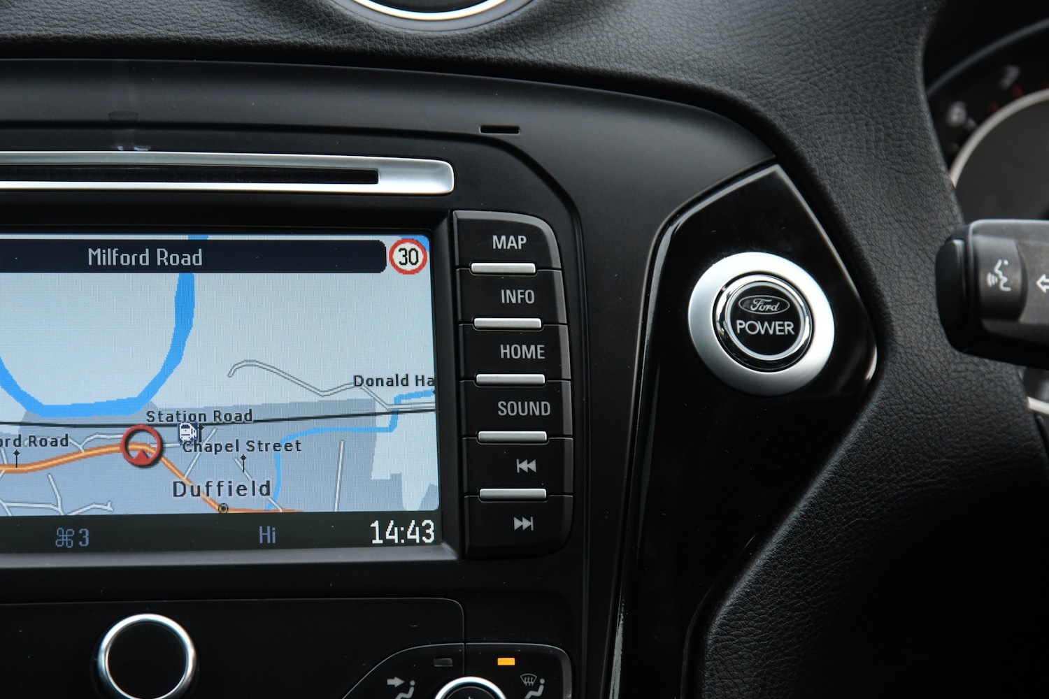 Used Ford Mondeo 2013 for sale - 77223204: Photo 30