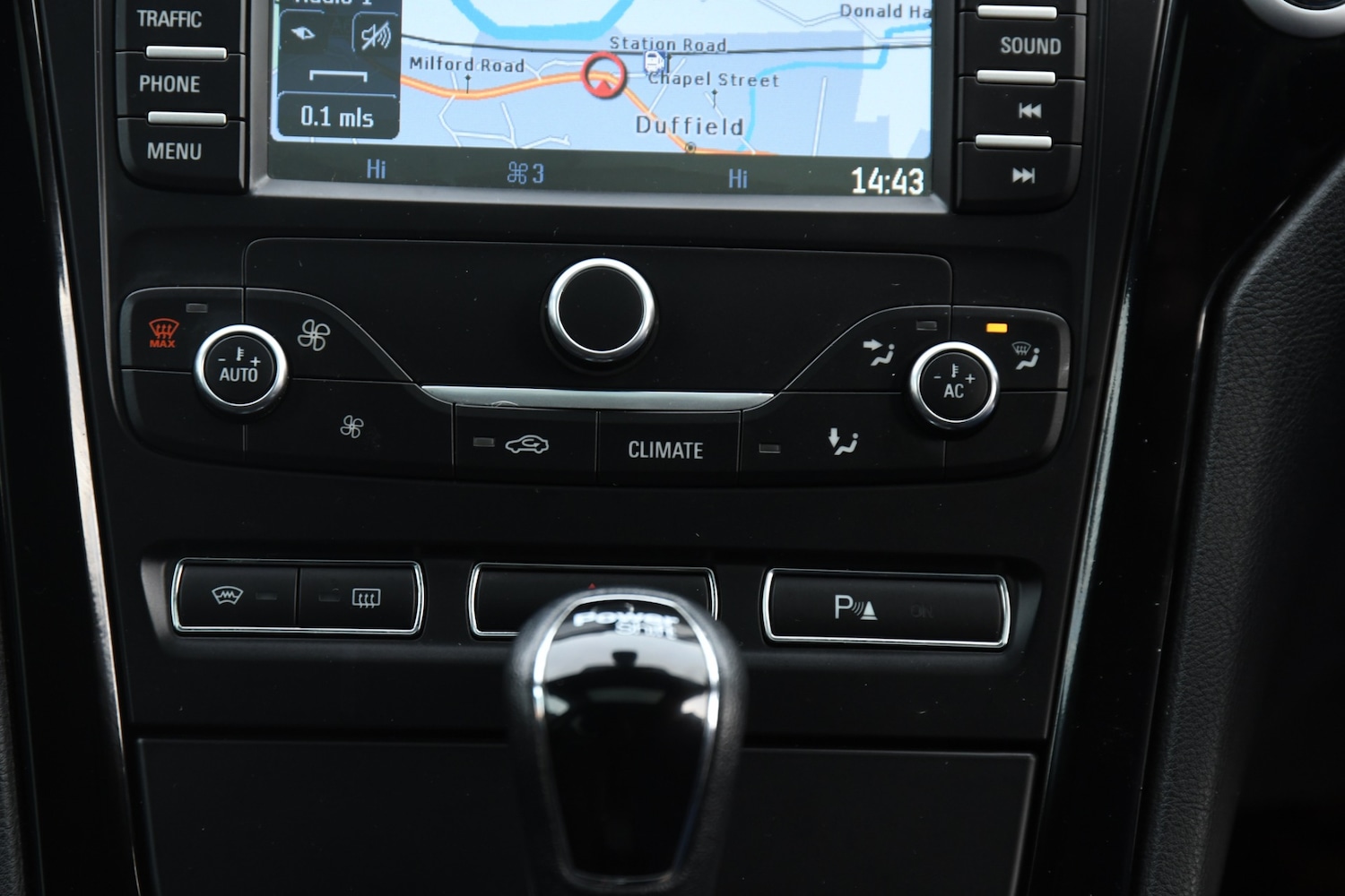 Used Ford Mondeo 2013 for sale - 77223204: Photo 31