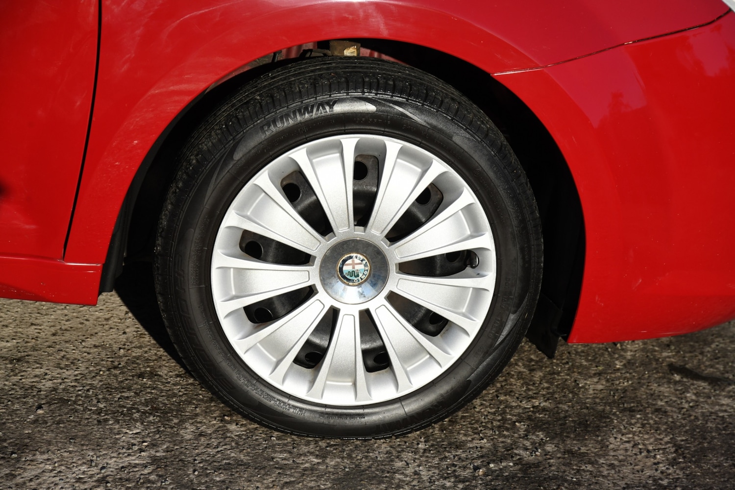 Used Alfa Romeo MiTo 2010 for sale - 76518015: Photo 26