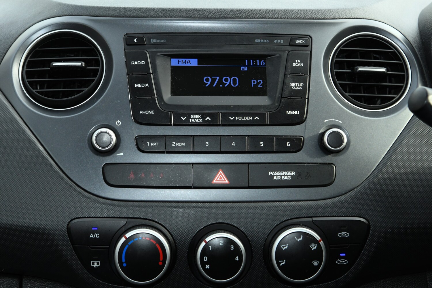 Used Hyundai i10 2017 for sale - 76436678: Photo 22