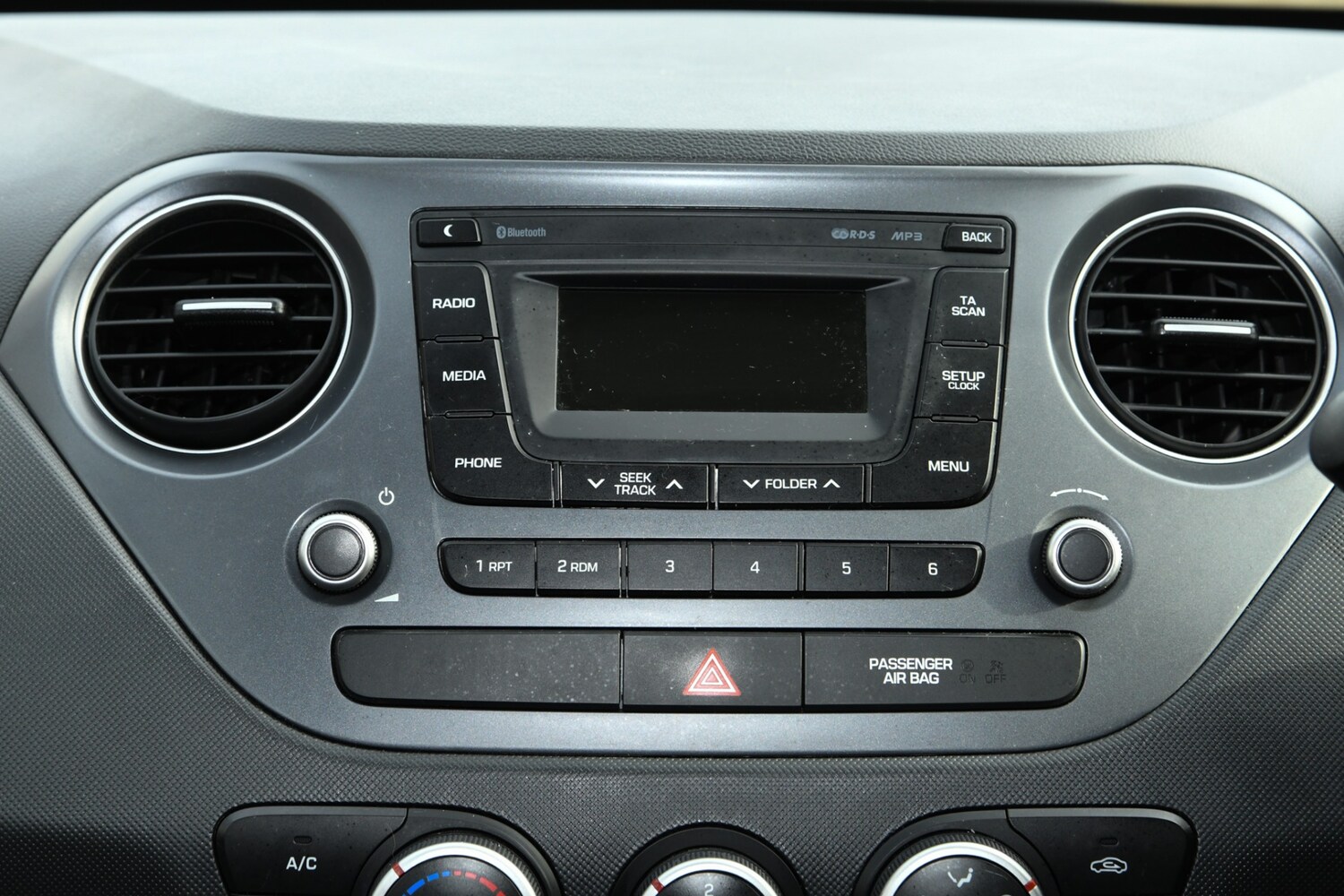 Used Hyundai i10 2017 for sale - 76436678: Photo 23