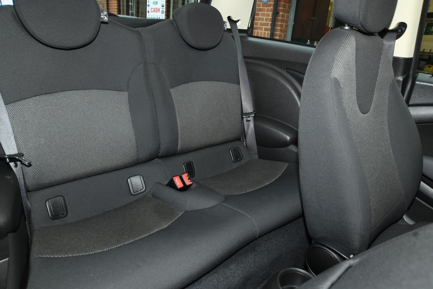 Used MINI Hatch 2010 for sale - 77701411: Photo 12