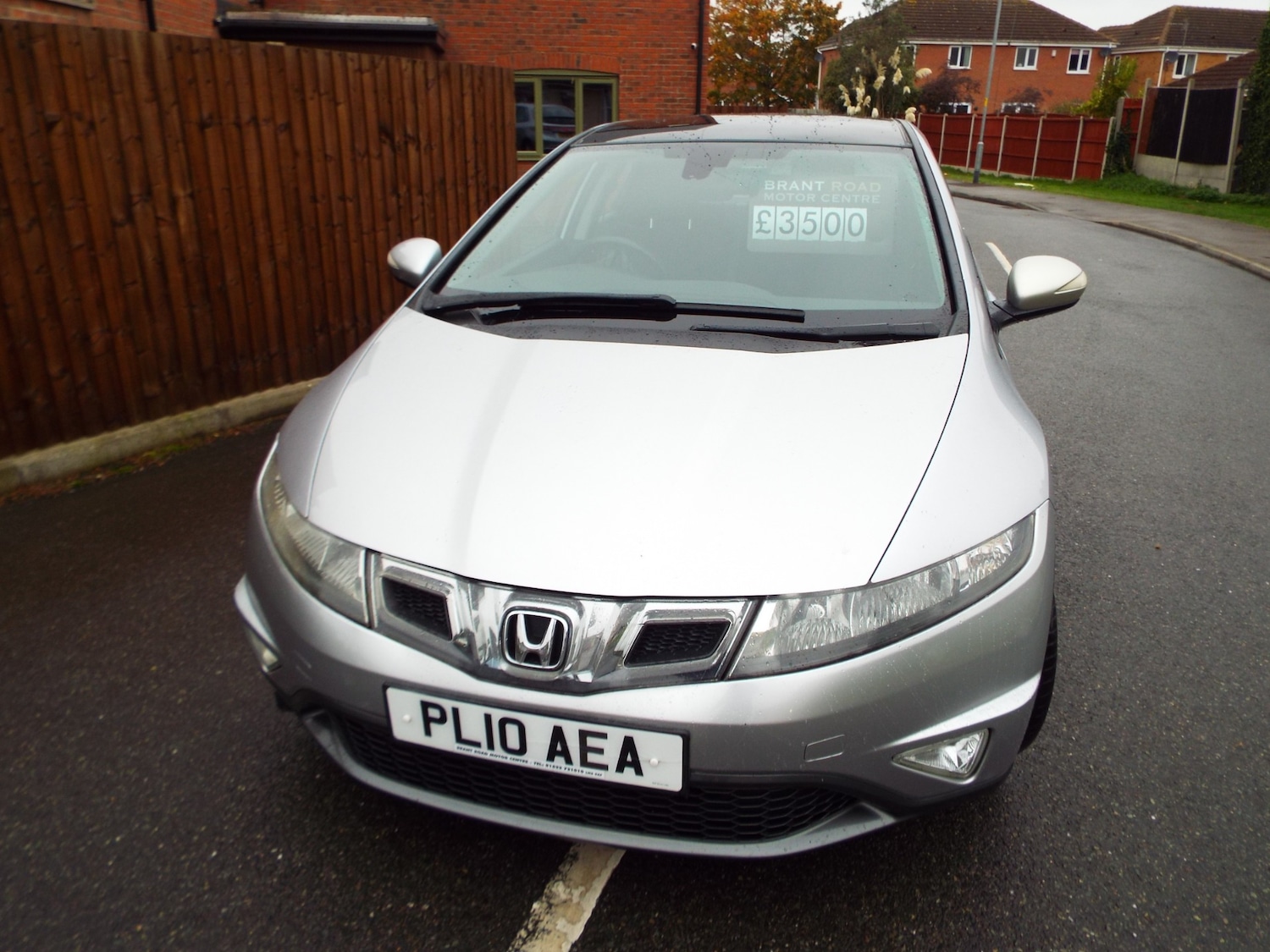 Used Honda Civic 2010 for sale - 76158362: Photo 2