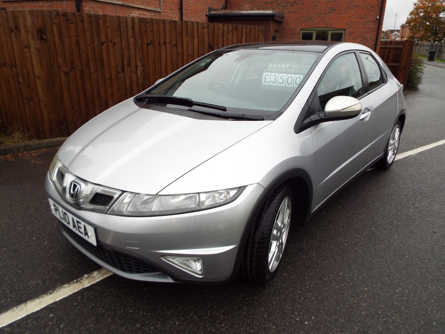 Used Honda Civic 2010 for sale - 76158362: Photo 3