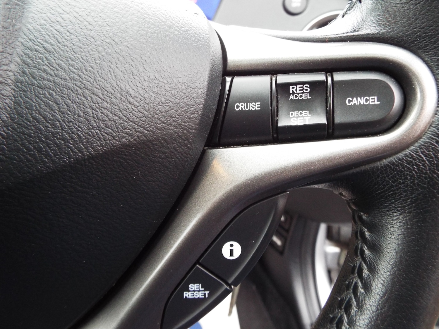 Used Honda Civic 2010 for sale - 76158362: Photo 33
