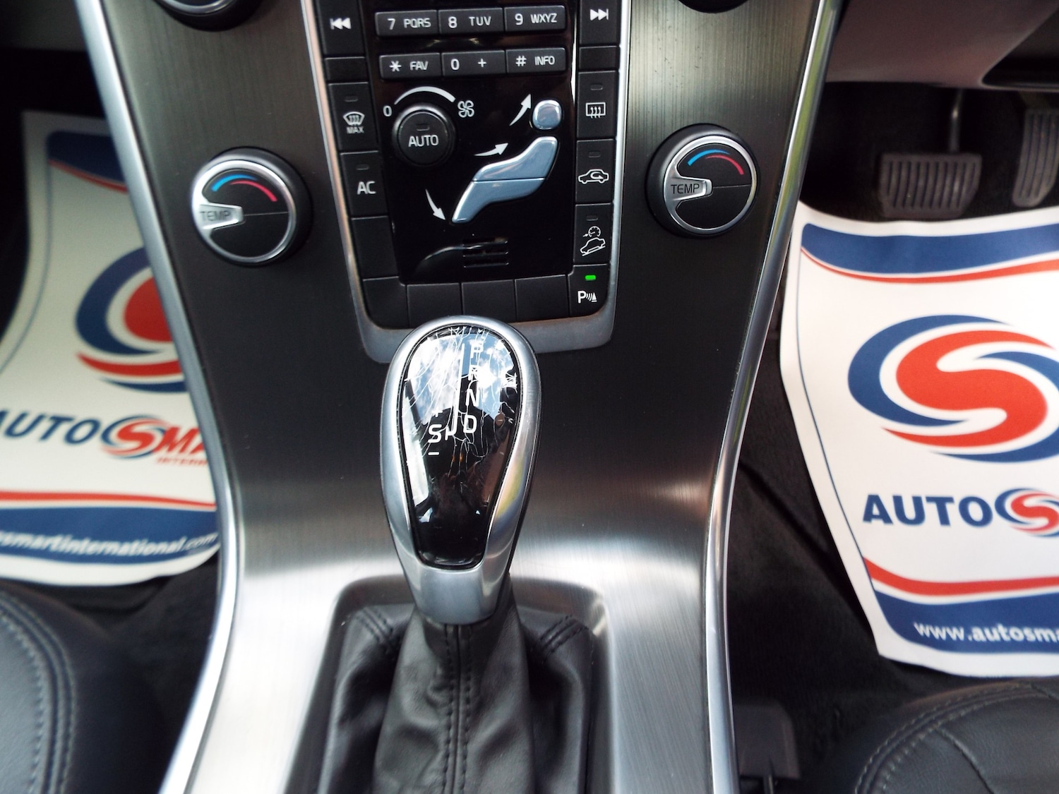 Used Volvo XC60 2014 for sale - 78133371: Photo 35