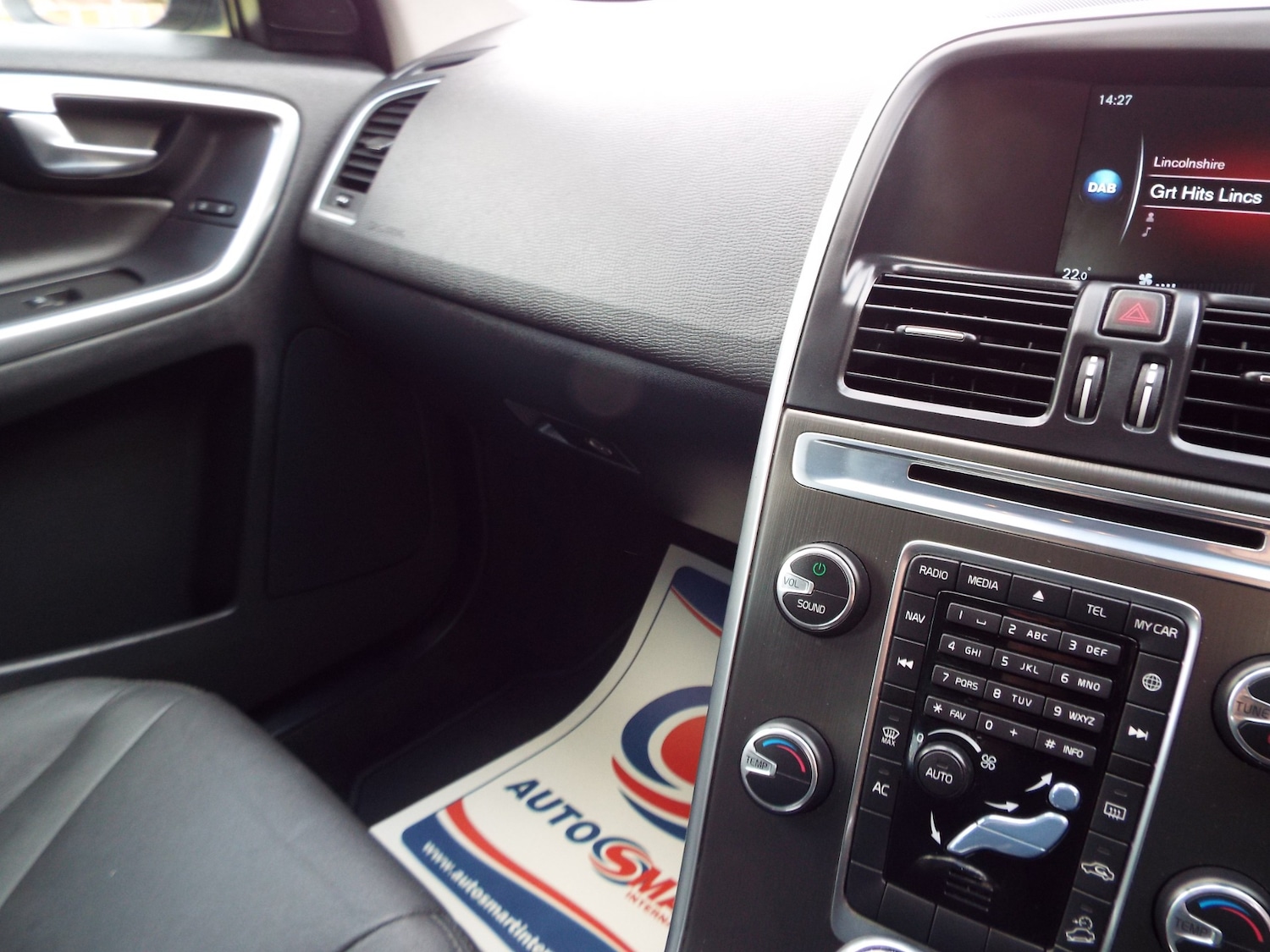 Used Volvo XC60 2014 for sale - 78133371: Photo 38