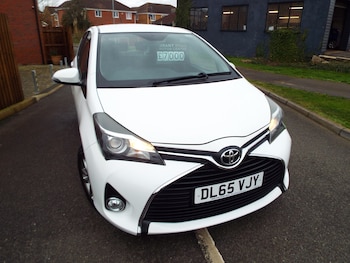 Used Toyota Yaris 2016 for sale - 77579861: Photo