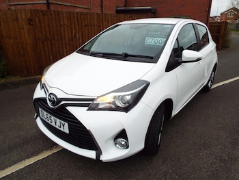 Used Toyota Yaris 2016 for sale - 77579861: Photo