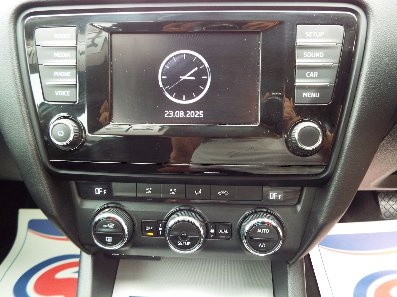 Vehicle 29