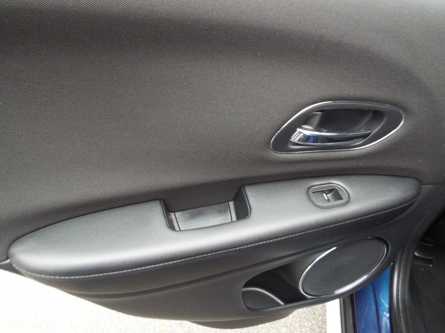 Used Honda HR-V 2015 for sale - 76392530: Photo 10