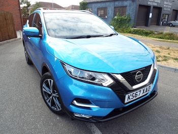 Used Nissan Qashqai 2017 for sale - 79360352: Photo