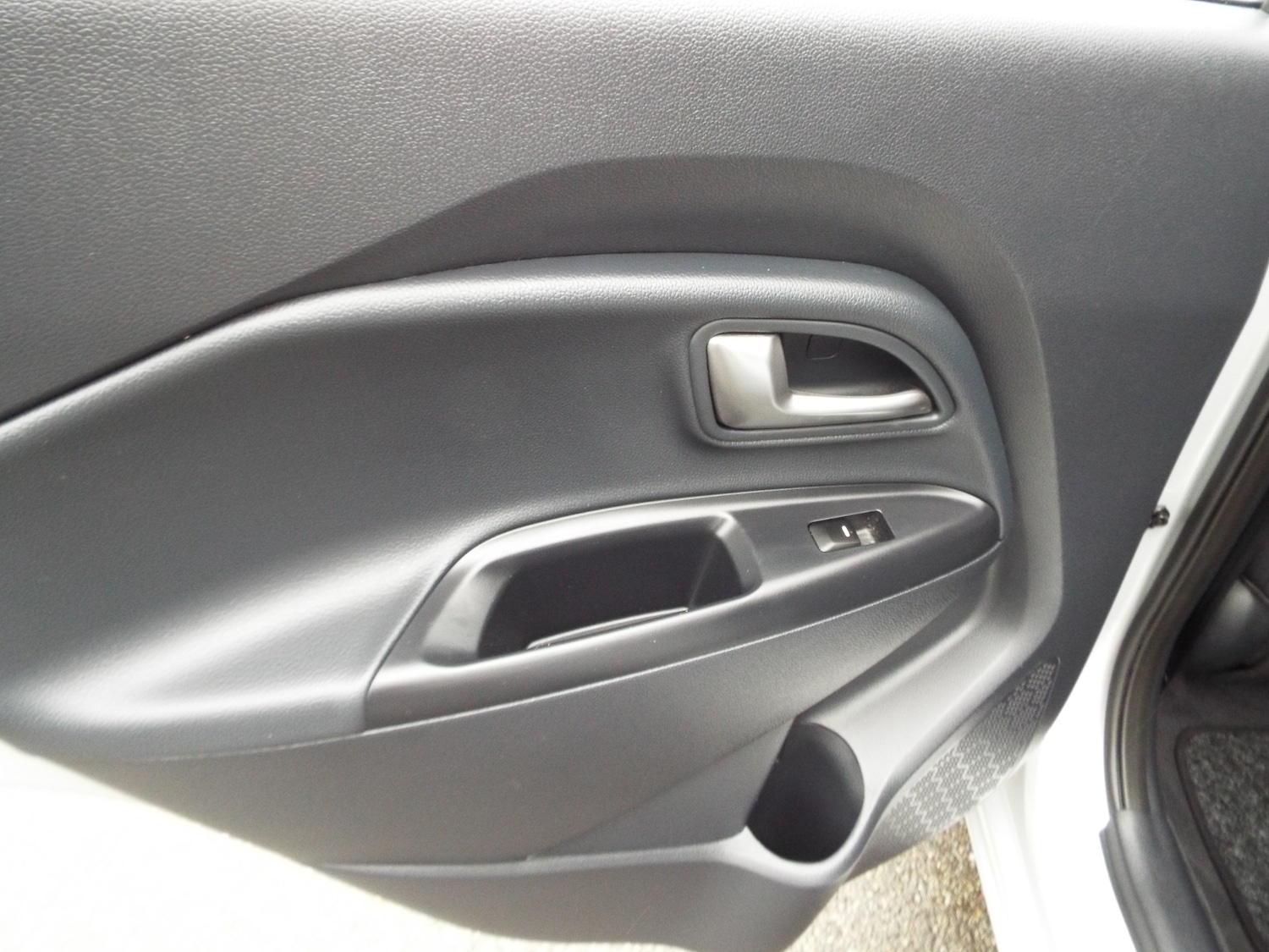 Used Kia Rio 2013 for sale - 76157523: Photo 11