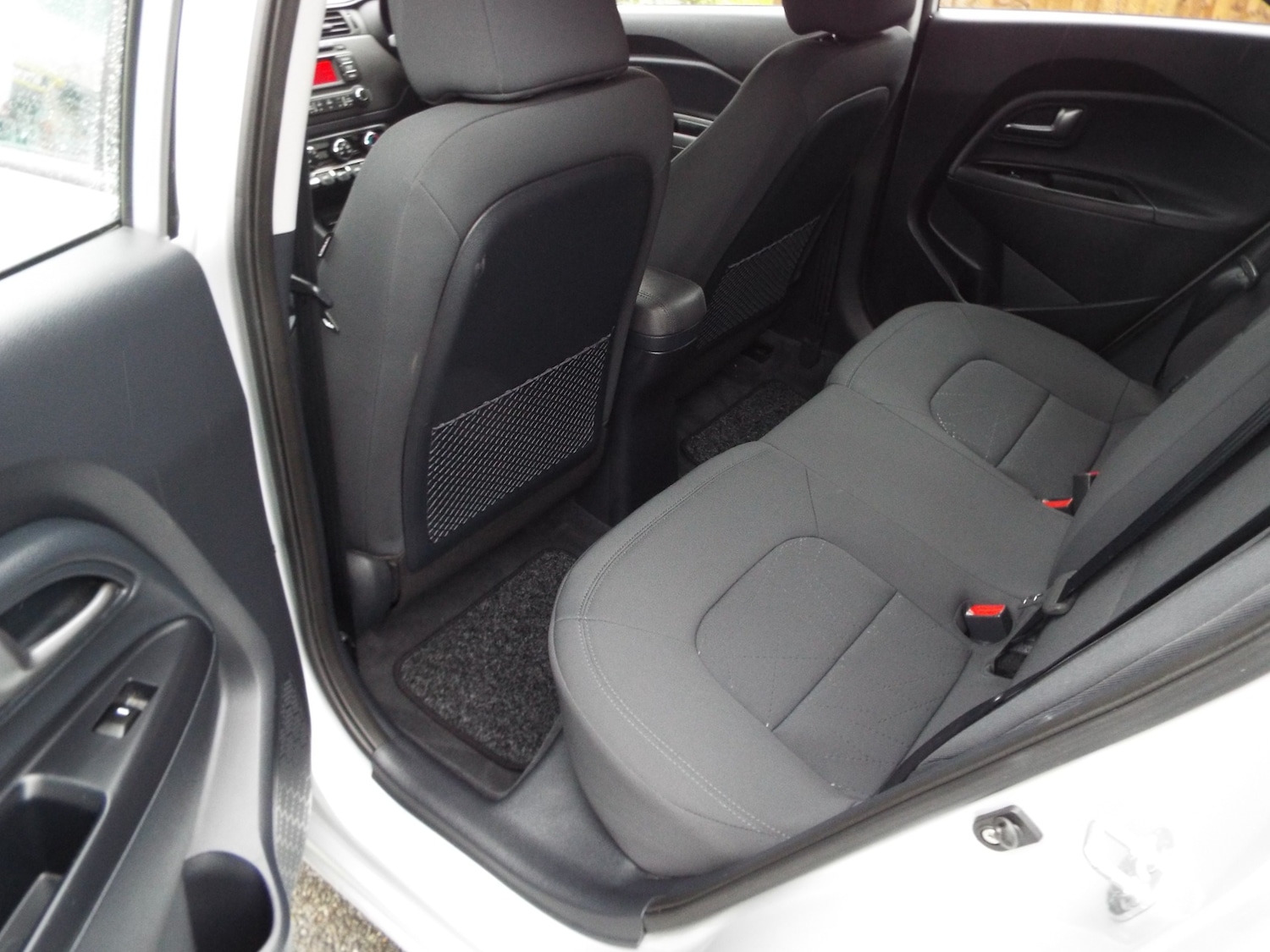 Used Kia Rio 2013 for sale - 76157523: Photo 9