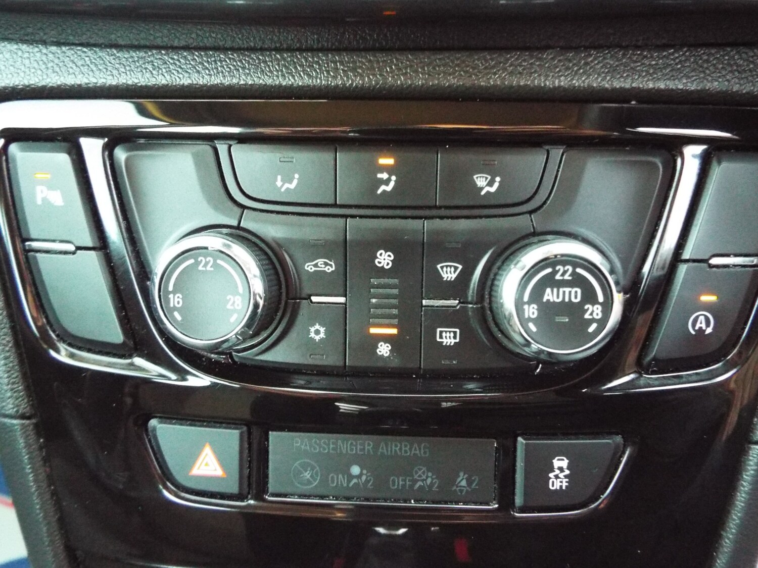 Used Vauxhall Mokka X 2019 for sale - 75893288: Photo 40