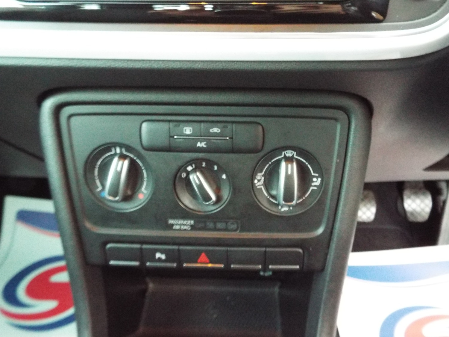 Used Volkswagen Beetle 2014 for sale - 76600149: Photo 34