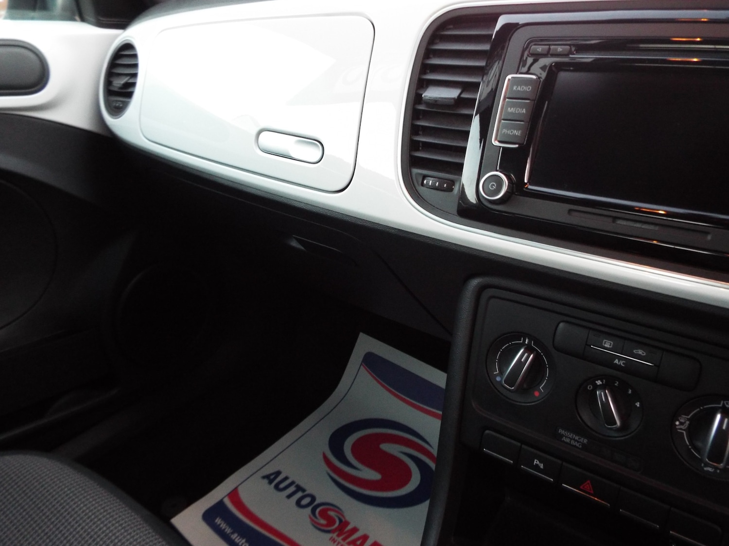 Used Volkswagen Beetle 2014 for sale - 76600149: Photo 35