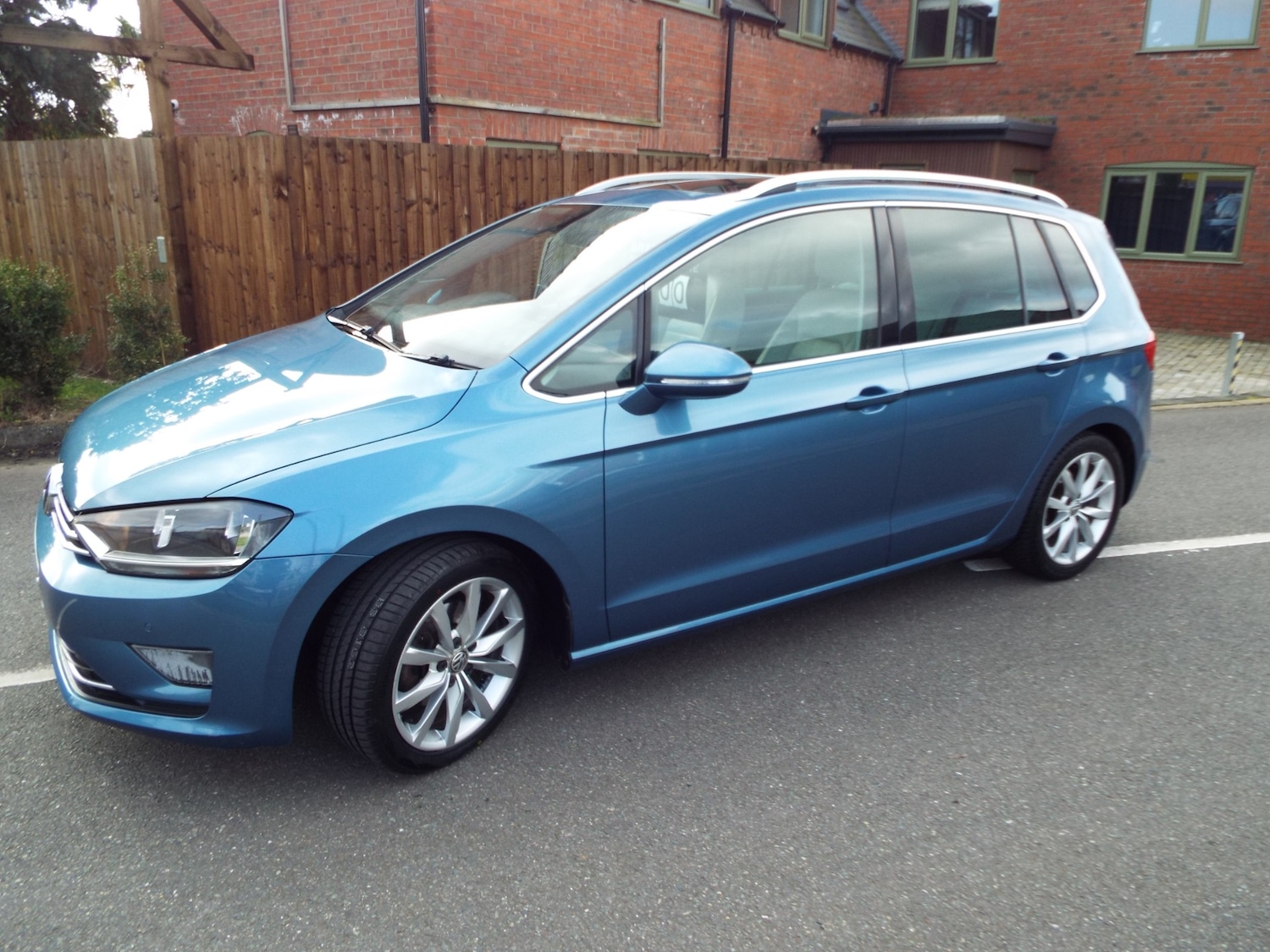 Used Volkswagen Golf SV 2016 for sale - 77653045: Photo 7