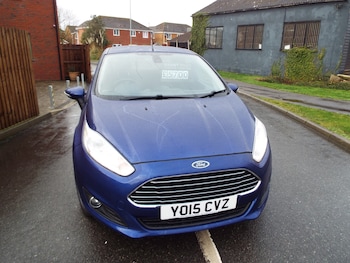 Used Ford Fiesta 2015 for sale - 77375700: Photo
