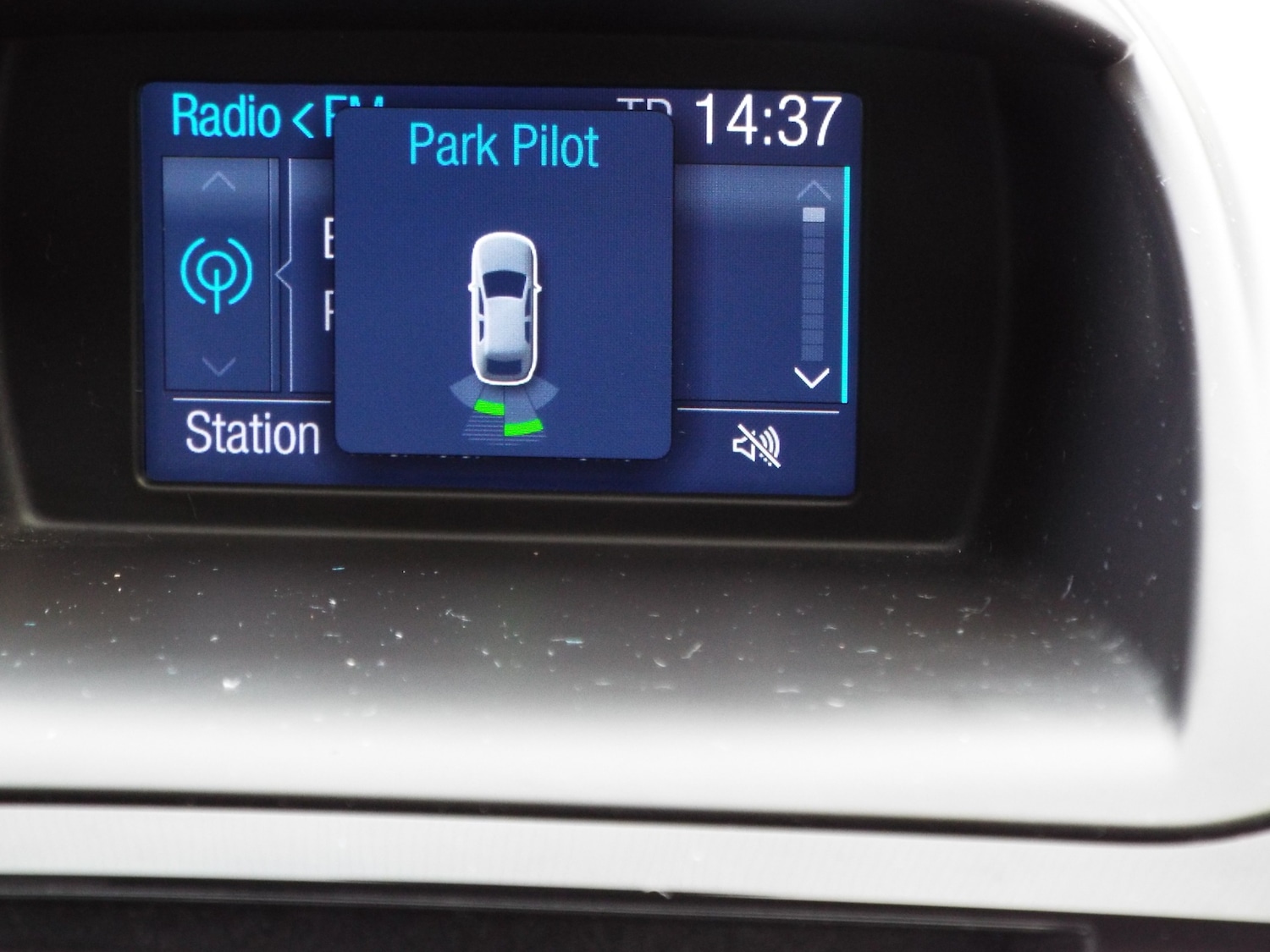 Used Ford Fiesta 2015 for sale - 77375700: Photo 41