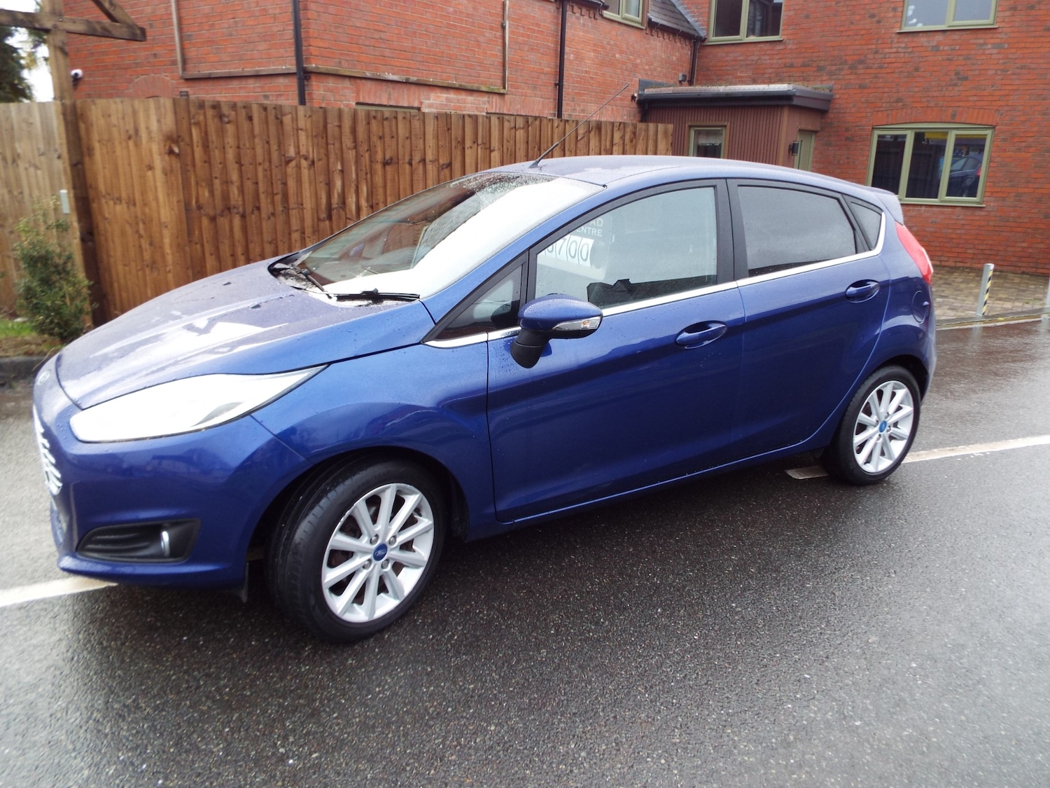 Used Ford Fiesta 2015 for sale - 77375700: Photo 6