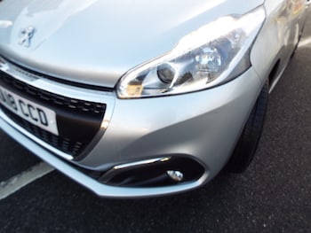 Used Peugeot 208 2018 for sale - 78031993: Photo