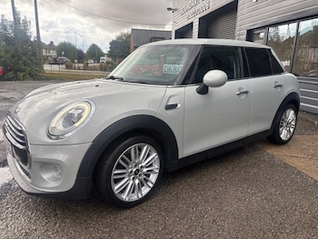 Used MINI Hatch 2017 for sale - 79360338: Photo