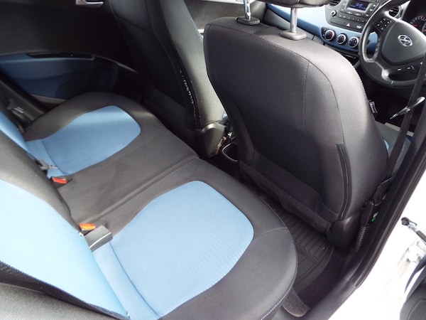 Used Hyundai i10 2016 for sale - 76157648: Photo 20