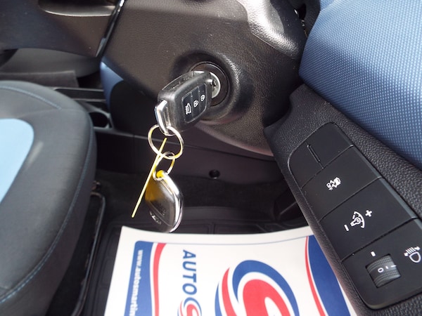 Used Hyundai i10 2016 for sale - 76157648: Photo 25