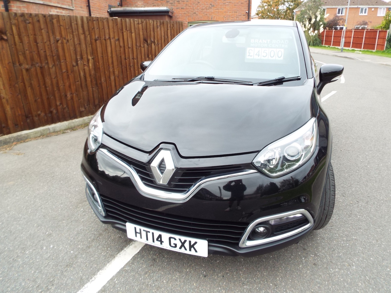 Used Renault Captur 2014 for sale - 76157661: Photo 2