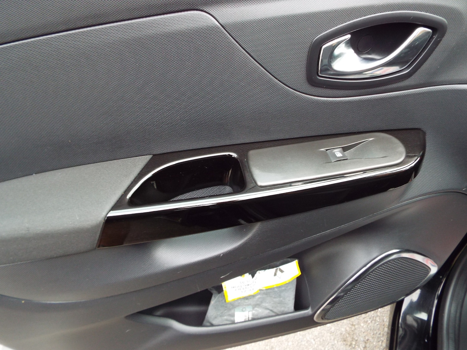 Used Renault Captur 2014 for sale - 76157661: Photo 8