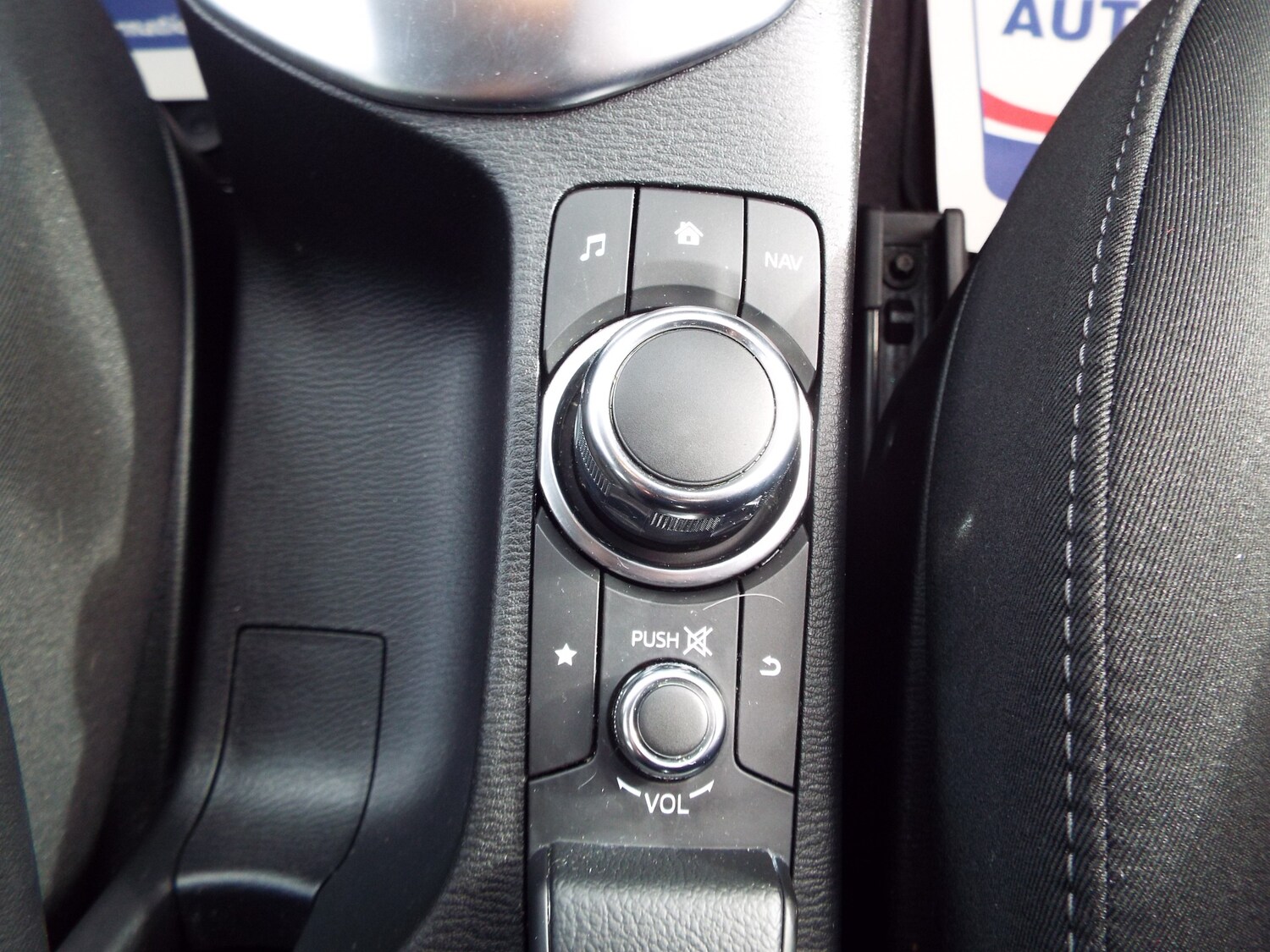Used Mazda Mazda2 2018 for sale - 76170371: Photo 34