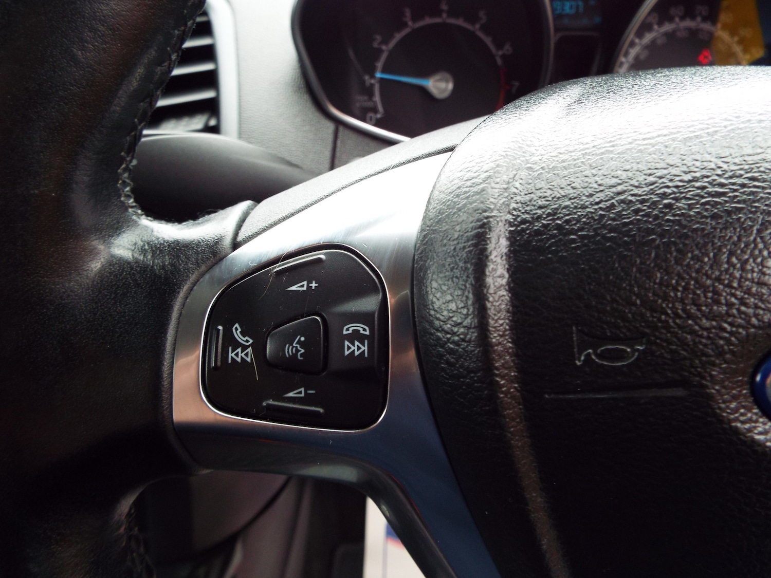 Used Ford Ecosport 2016 for sale - 76157752: Photo 28