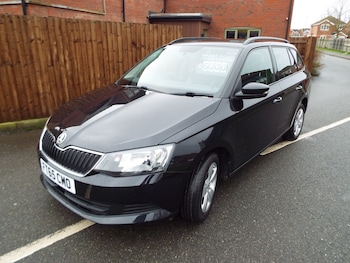 Used Skoda Fabia 2016 for sale - 77213365: Photo
