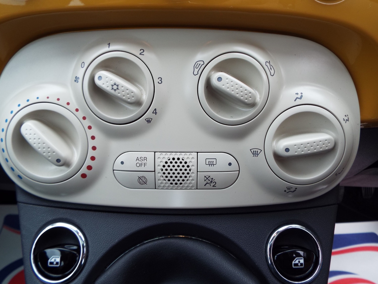 Used Fiat 500 2016 for sale - 77445486: Photo 33