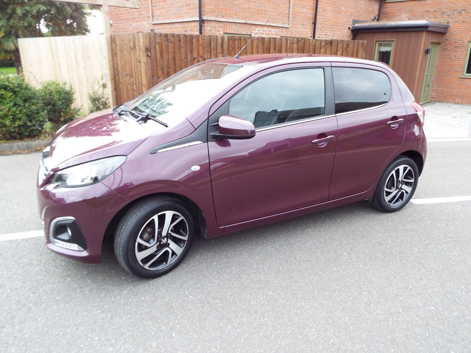 Used Peugeot 108 2016 for sale - 76157859: Photo 5