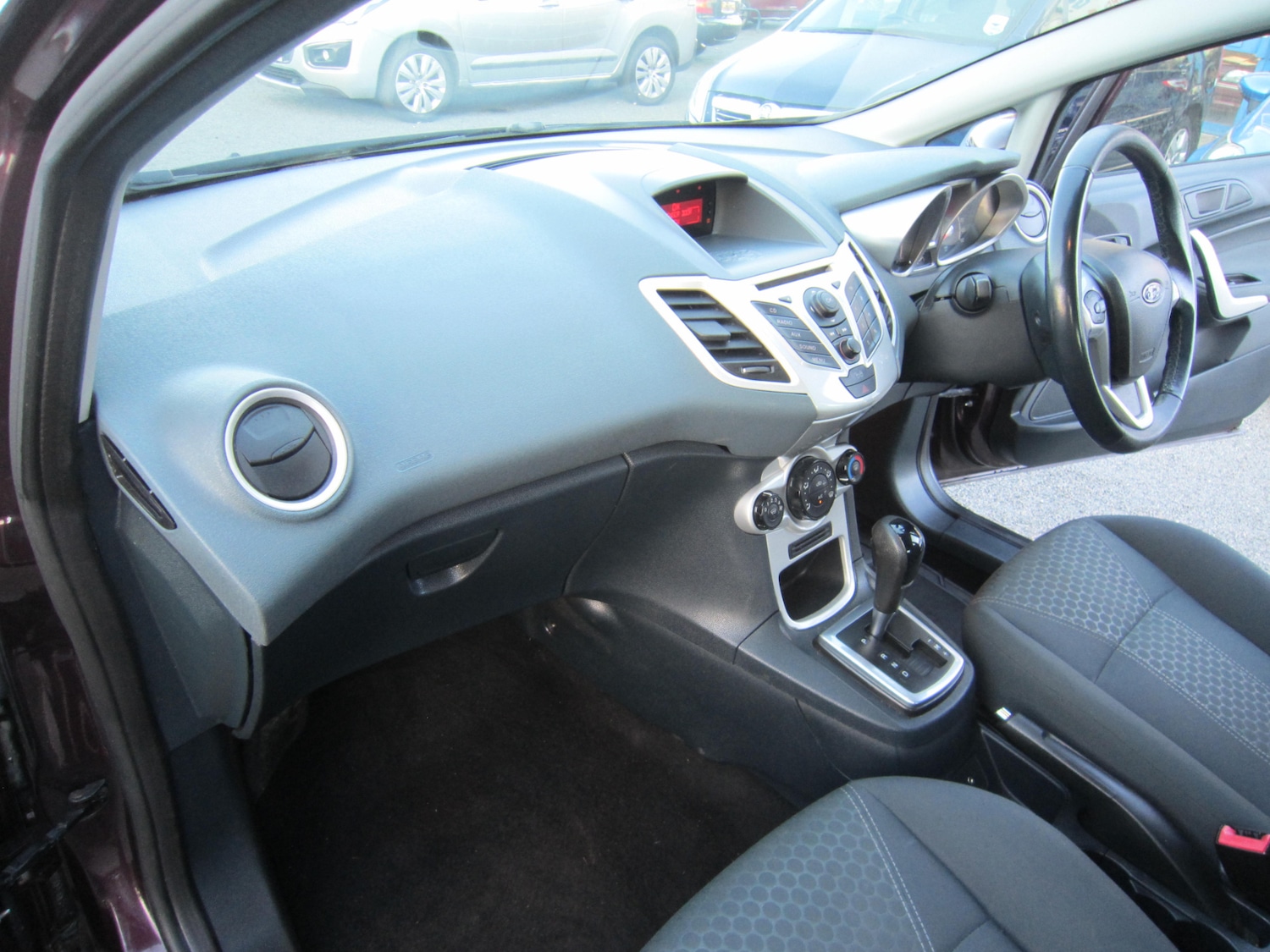 Used Ford Fiesta 2011 for sale - 77920847: Photo 20