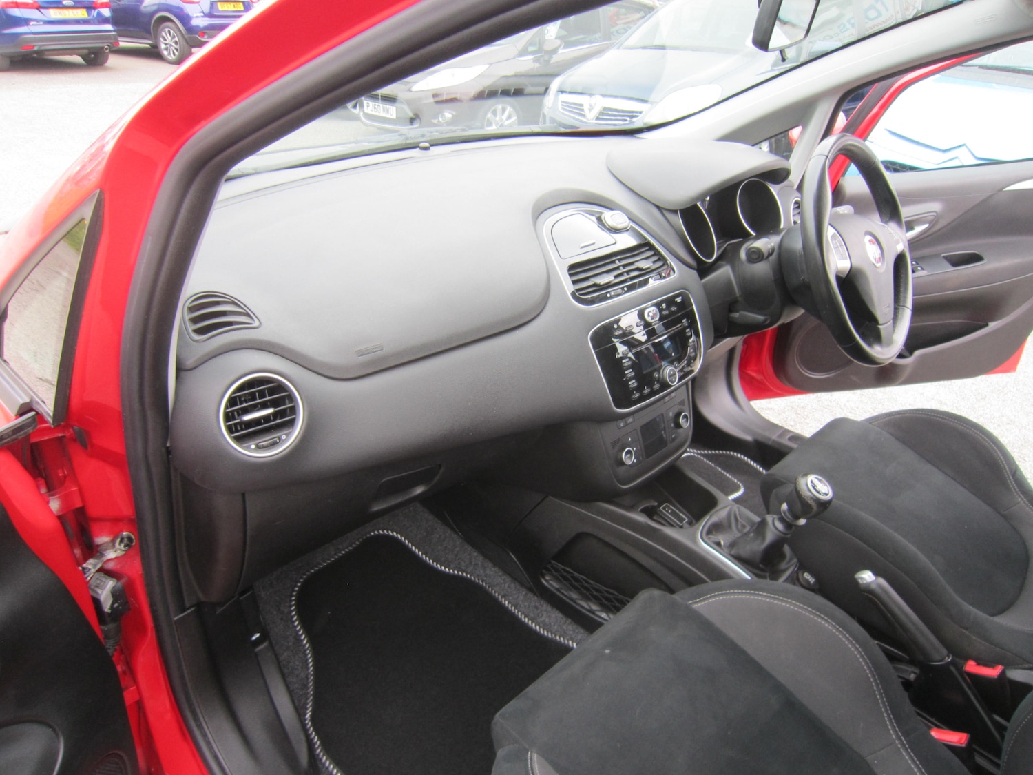 Used Fiat Punto 2016 for sale - 77981177: Photo 20