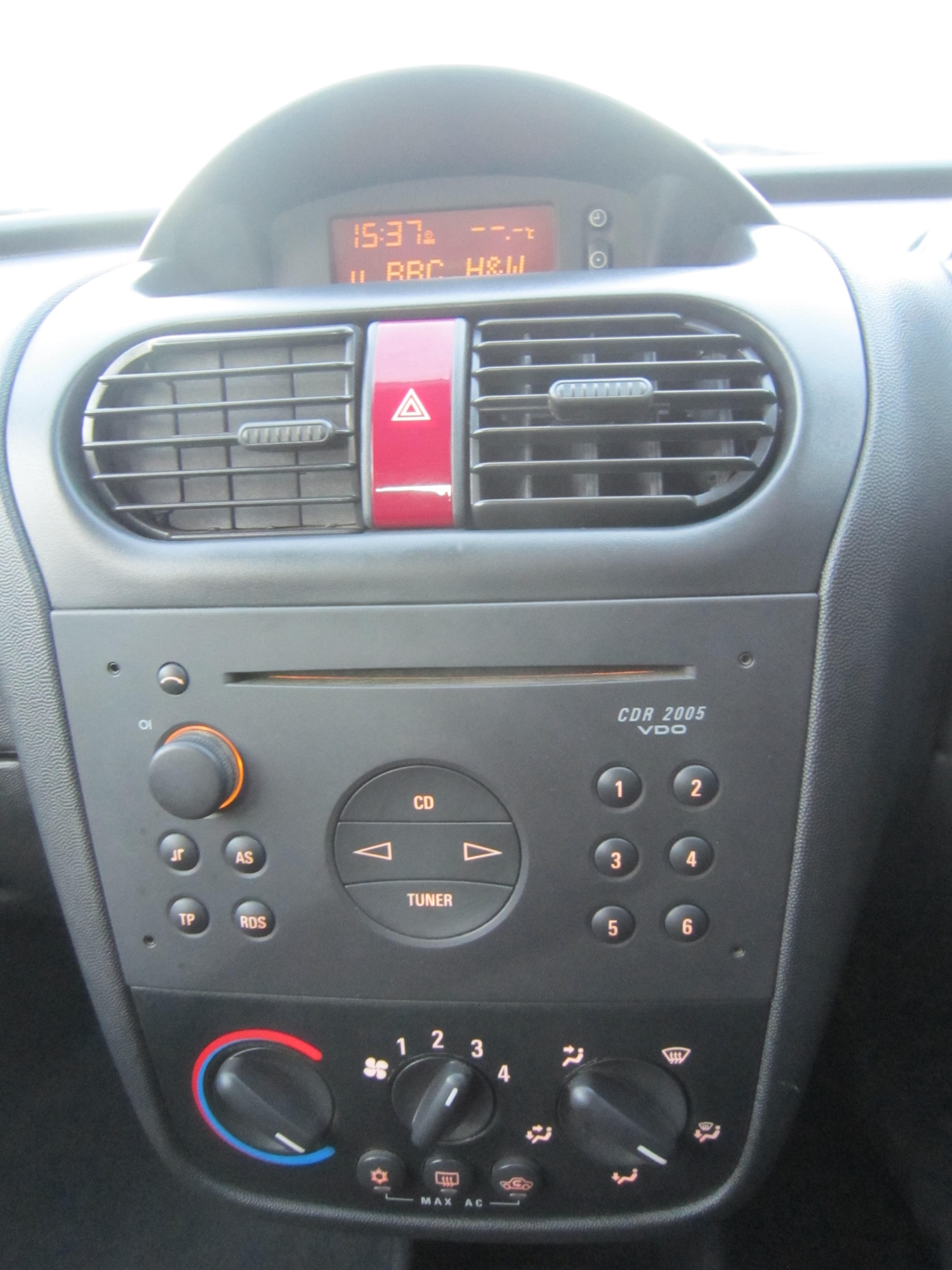 Used Vauxhall Corsa 2002 for sale - 77005527: Photo 12