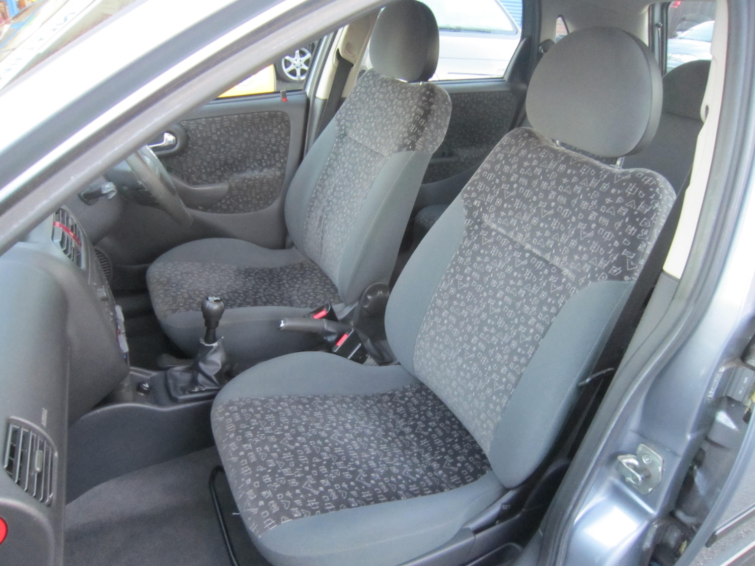 Used Vauxhall Corsa 2002 for sale - 77005527: Photo 19