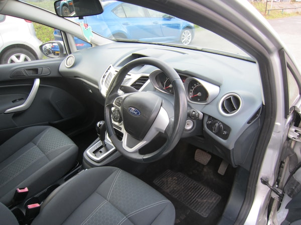 Used Ford Fiesta 2009 for sale - 76130924: Photo 10