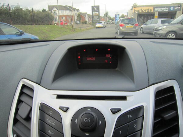 Used Ford Fiesta 2009 for sale - 76130924: Photo 12