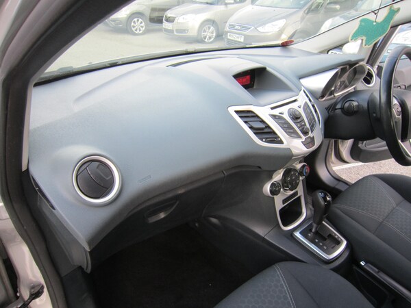 Used Ford Fiesta 2009 for sale - 76130924: Photo 23