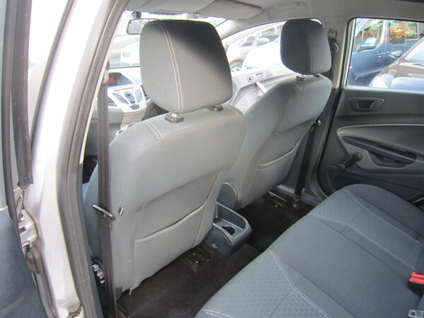 Used Ford Fiesta 2009 for sale - 76130924: Photo 25