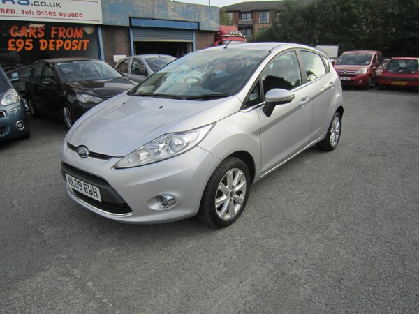 Used Ford Fiesta 2009 for sale - 76130924: Photo 4