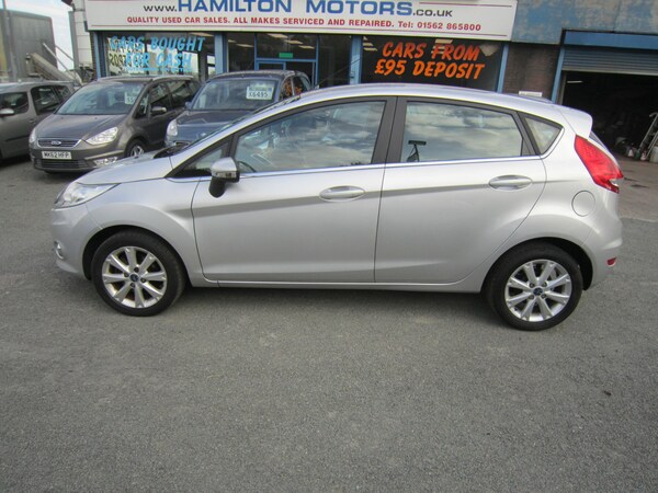 Used Ford Fiesta 2009 for sale - 76130924: Photo 5