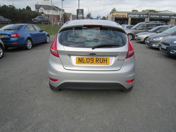 Used Ford Fiesta 2009 for sale - 76130924: Photo 7