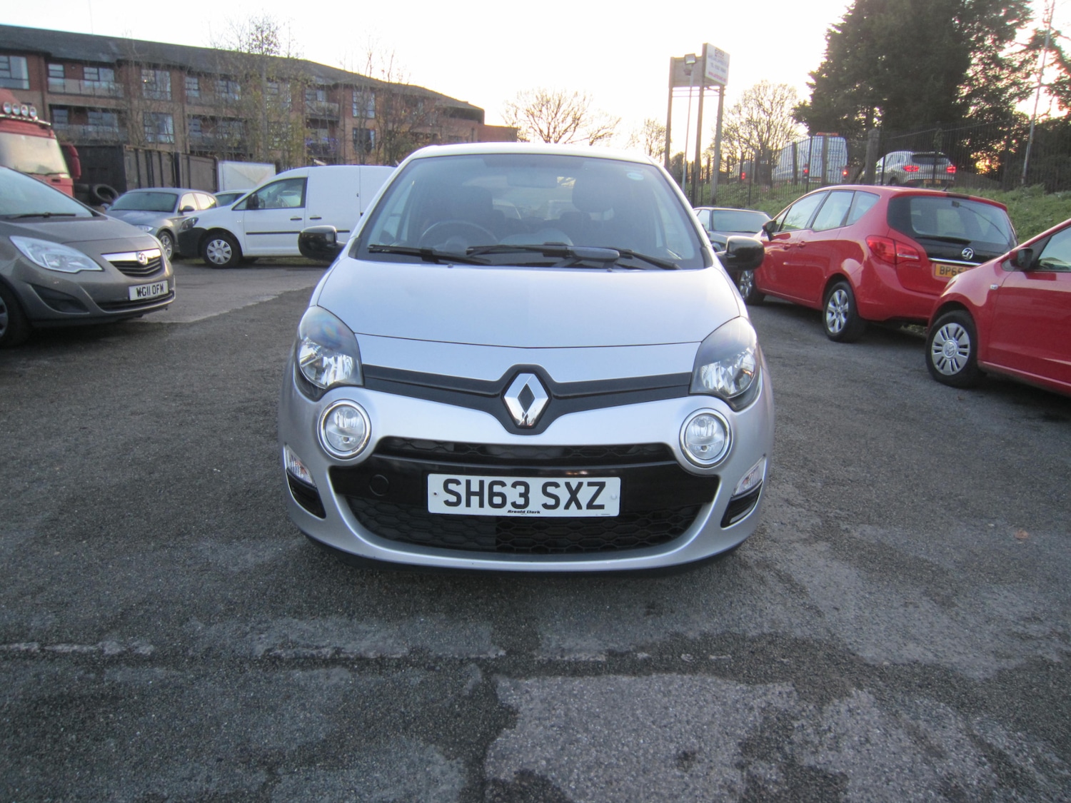 Used Renault Twingo 2013 for sale - 76652774: Photo 2